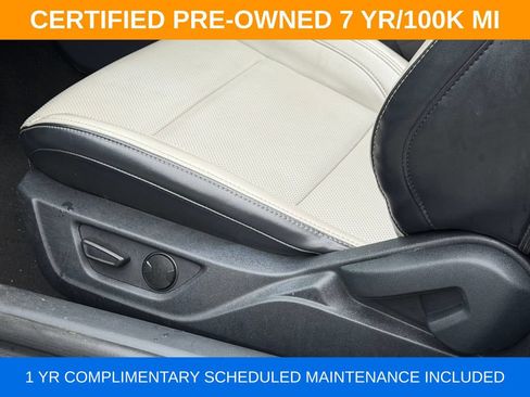 Used 2024 Ford Mustang Premium RWD image 27