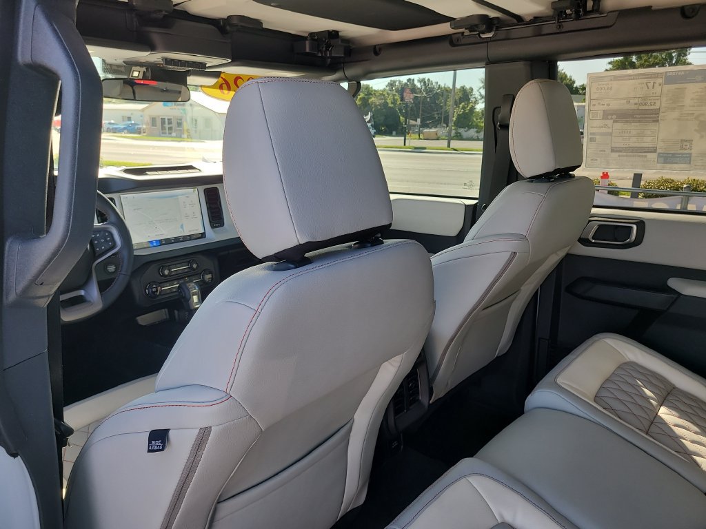 New 2026 Ford Bronco Heritage Edition AWD/4WD image 9