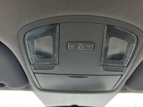 Used 2021 Hyundai Accent SE FWD image 38