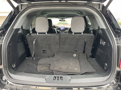 Used 2023 Ford Explorer Limited image 31