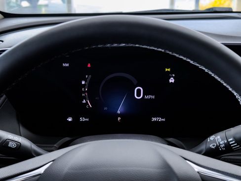 Used 2024 Buick Encore GX Preferred image 44