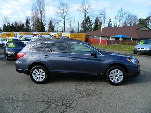Used 2017 Subaru Outback 2.5i Premium w/ Popular Package #2 image 9