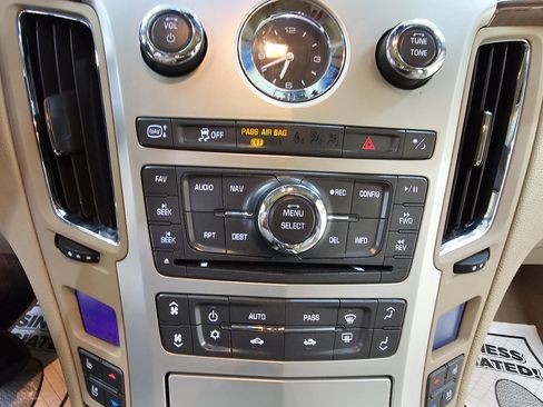 Used 2013 Cadillac CTS Premium image 30