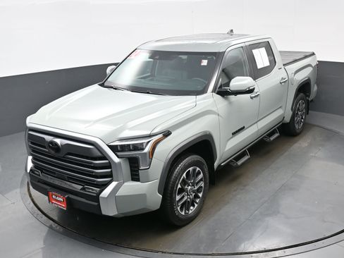 Used 2024 Toyota Tundra Limited image 39