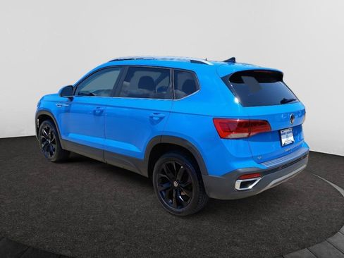 Used 2022 Volkswagen Taos SE FWD image 5