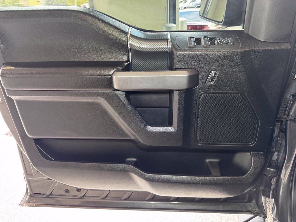 Used 2020 Ford F150 XLT w/ Equipment Group 302A Luxury AWD/4WD image 21