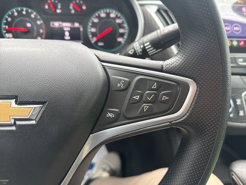 Used 2022 Chevrolet Malibu LT image 25