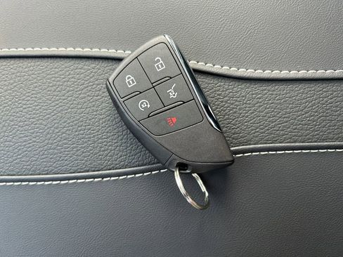 New 2026 GMC Acadia Denali image 33