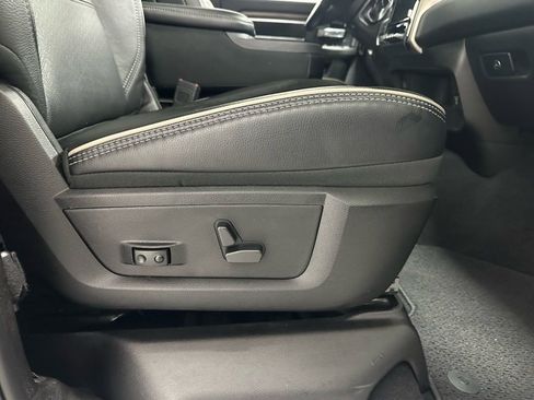 Used 2024 RAM 2500 Laramie image 60