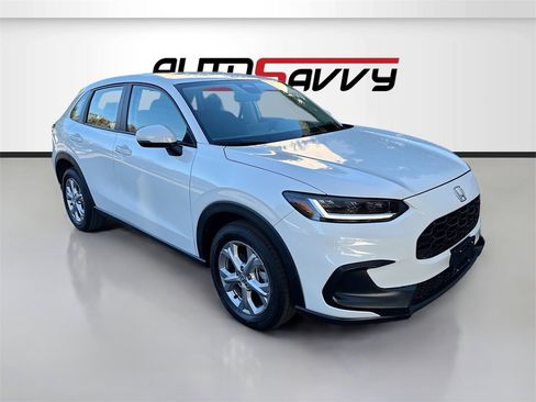 Used 2024 Honda HR-V LX image 1