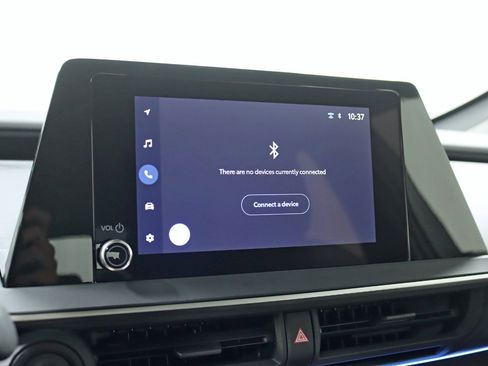 Used 2026 Toyota Prius XLE AWD/4WD image 21