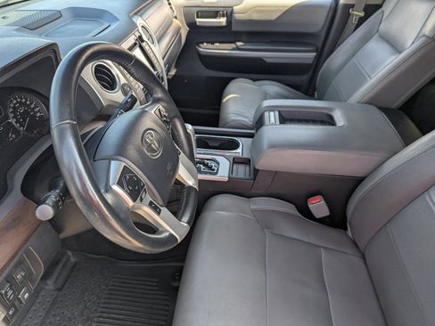 Used 2018 Toyota Tundra Limited w/ Limited Premium Package image 23