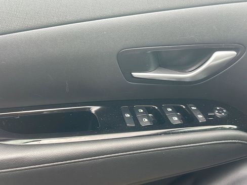 Used 2022 Hyundai Tucson Limited AWD/4WD image 18