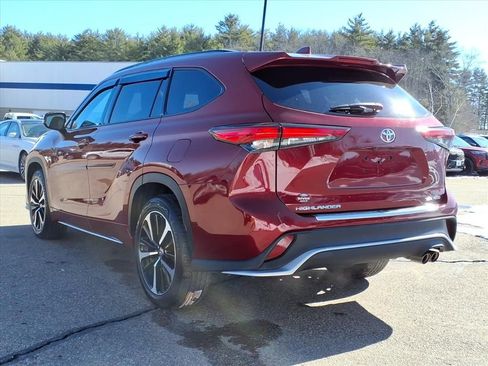 Used 2021 Toyota Highlander XSE image 29