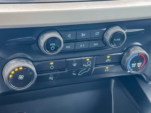 Used 2023 Ford F350 XLT w/ FX4 Off-Road Package image 15