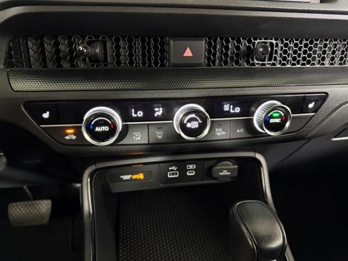 Certified 2024 Honda CR-V Sport image 15