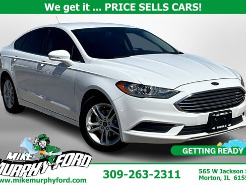 Used 2018 Ford Fusion SE image 1