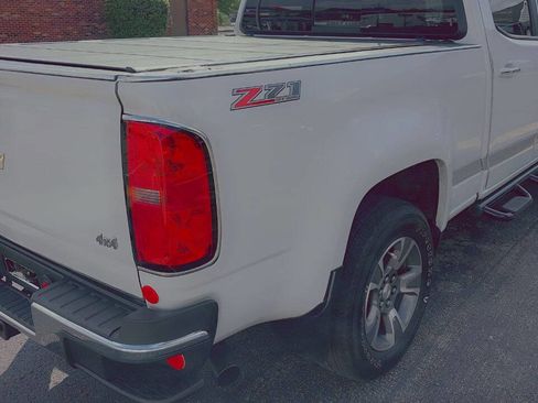 Used 2015 Chevrolet Colorado Z71 image 12