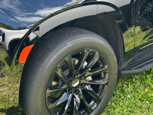 Used 2024 Cadillac Escalade Sport Platinum w/ LPO, ONYX Package AWD/4WD image 5