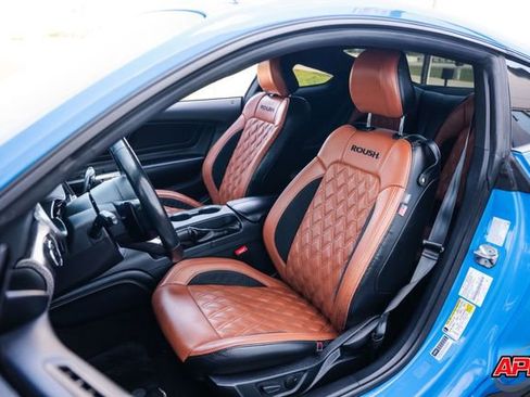 Used 2022 Ford Mustang GT Premium w/ GT Performance Package image 5