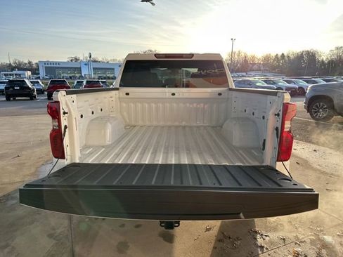 New 2026 Chevrolet Silverado 1500 Custom image 9
