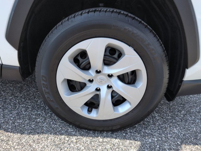 Certified 2025 Toyota RAV4 LE FWD image 11