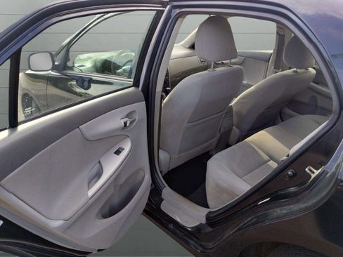 Used 2010 Toyota Corolla LE FWD image 12