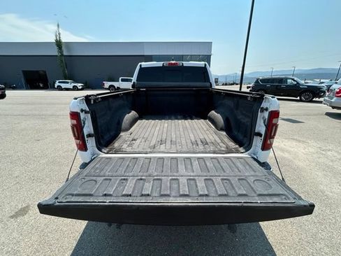 Used 2019 RAM 1500 Laramie AWD/4WD image 13