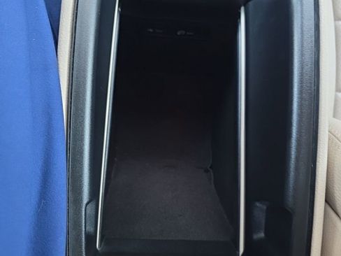 Used 2022 Mercedes-Benz GLC 300 GLC 300 image 23