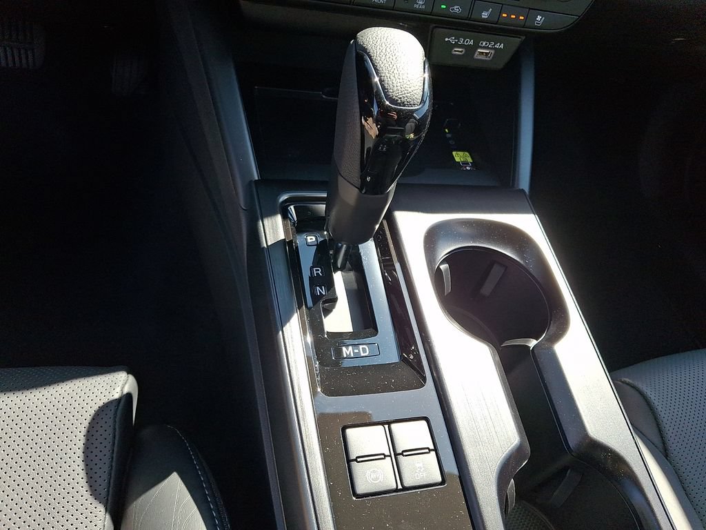 New 2026 Subaru Outback Touring XT AWD/4WD image 7