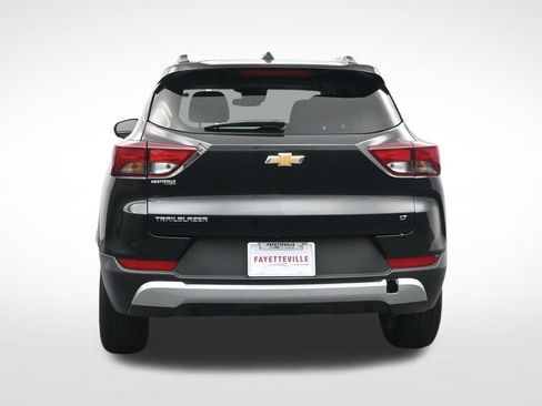 Used 2025 Chevrolet TrailBlazer LT FWD image 8