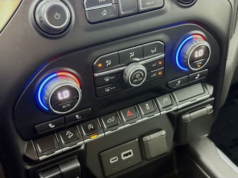 Used 2019 Chevrolet Silverado 1500 RST AWD/4WD image 18