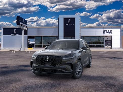 New 2026 Lincoln Aviator AWD w/ Jet Appearance Package image 2