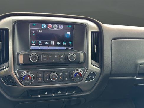 Used 2018 Chevrolet Silverado 1500 LT w/ All Star Edition AWD/4WD image 12
