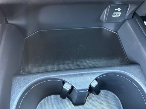 Used 2025 Honda HR-V Sport image 25