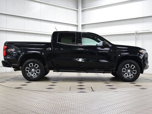 Used 2024 Chevrolet Colorado Z71 w/ Z71 Convenience Package 2 AWD/4WD image 9