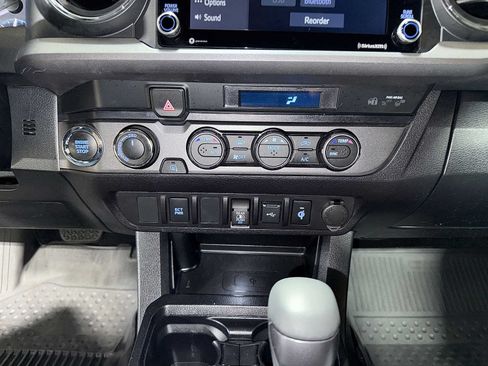 Used 2023 Toyota Tacoma TRD Sport AWD/4WD image 21