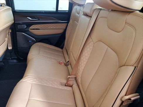 Used 2022 Jeep Grand Cherokee Summit w/ Advanced Protech Group IV AWD/4WD image 48