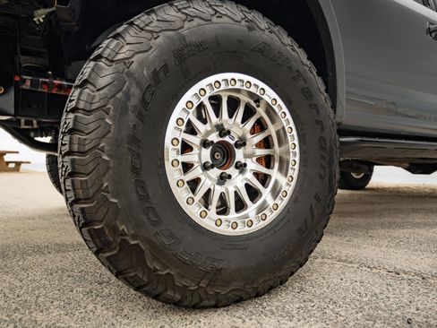 Used 2018 Ford F150 Raptor w/ Equipment Group 802A Luxury image 31