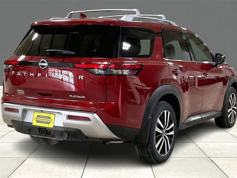 Used 2024 Nissan Pathfinder Platinum w/ Cargo Package image 12