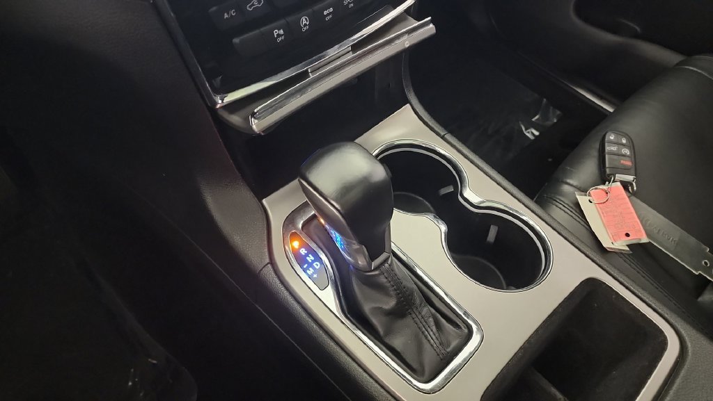 Used 2022 Jeep Grand Cherokee Limited RWD image 25