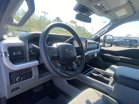 New 2026 Ford F350 XLT w/ XLT Premium Package image 9