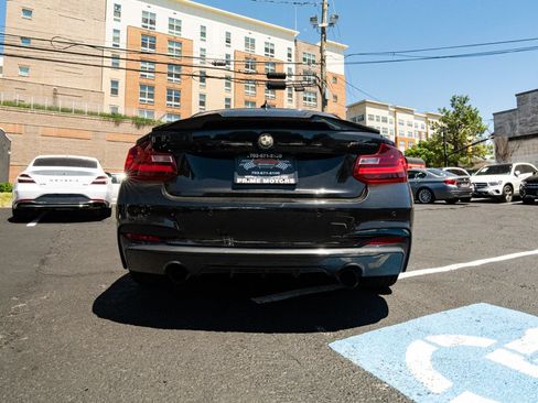 Used 2015 BMW M235i xDrive Coupe AWD/4WD image 4