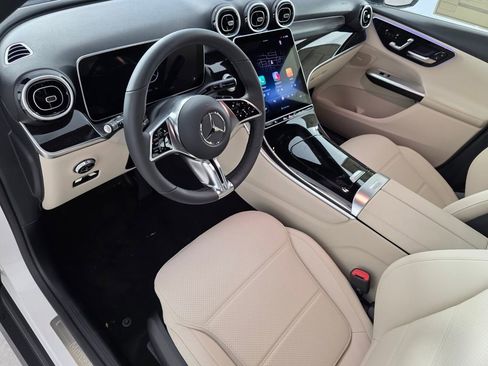 New 2026 Mercedes-Benz GLC 300 image 7