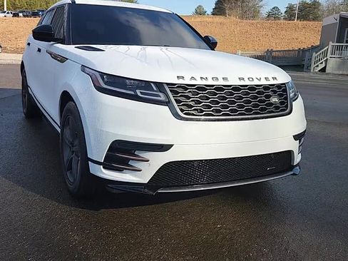 Used 2022 Land Rover Range Rover Velar R-Dynamic S image 1