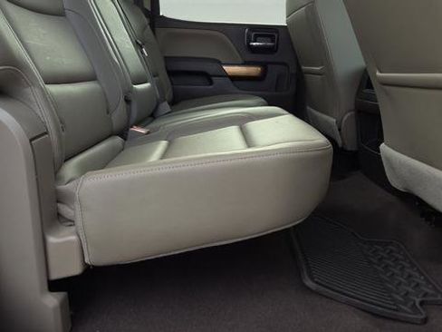 Used 2018 Chevrolet Silverado 1500 LTZ w/ Texas Edition image 19