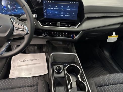 New 2026 Chevrolet Equinox LT AWD/4WD image 19