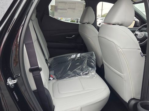 New 2026 Hyundai Santa Cruz SEL FWD image 13