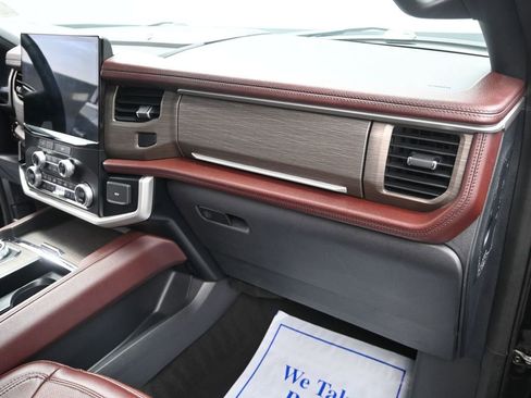 Used 2024 Ford Expedition Max Limited image 14