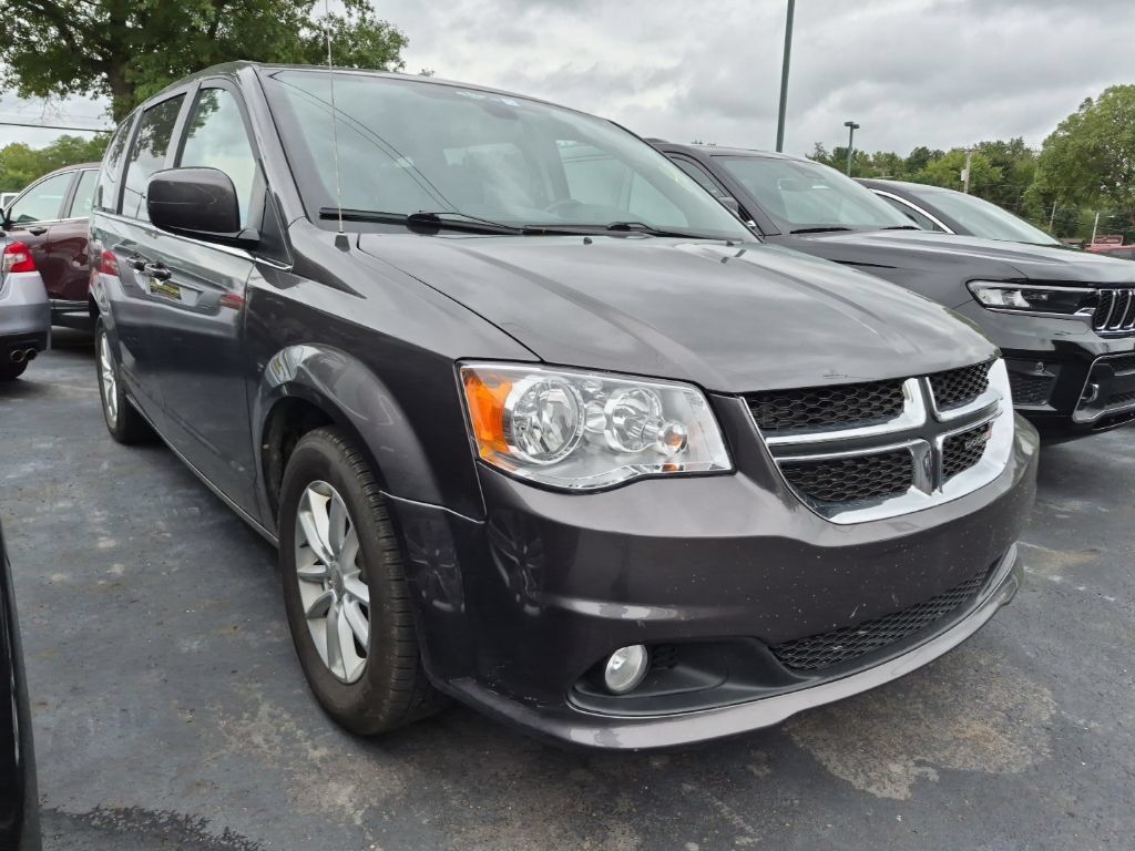 Used 2019 Dodge Grand Caravan SXT FWD image 1